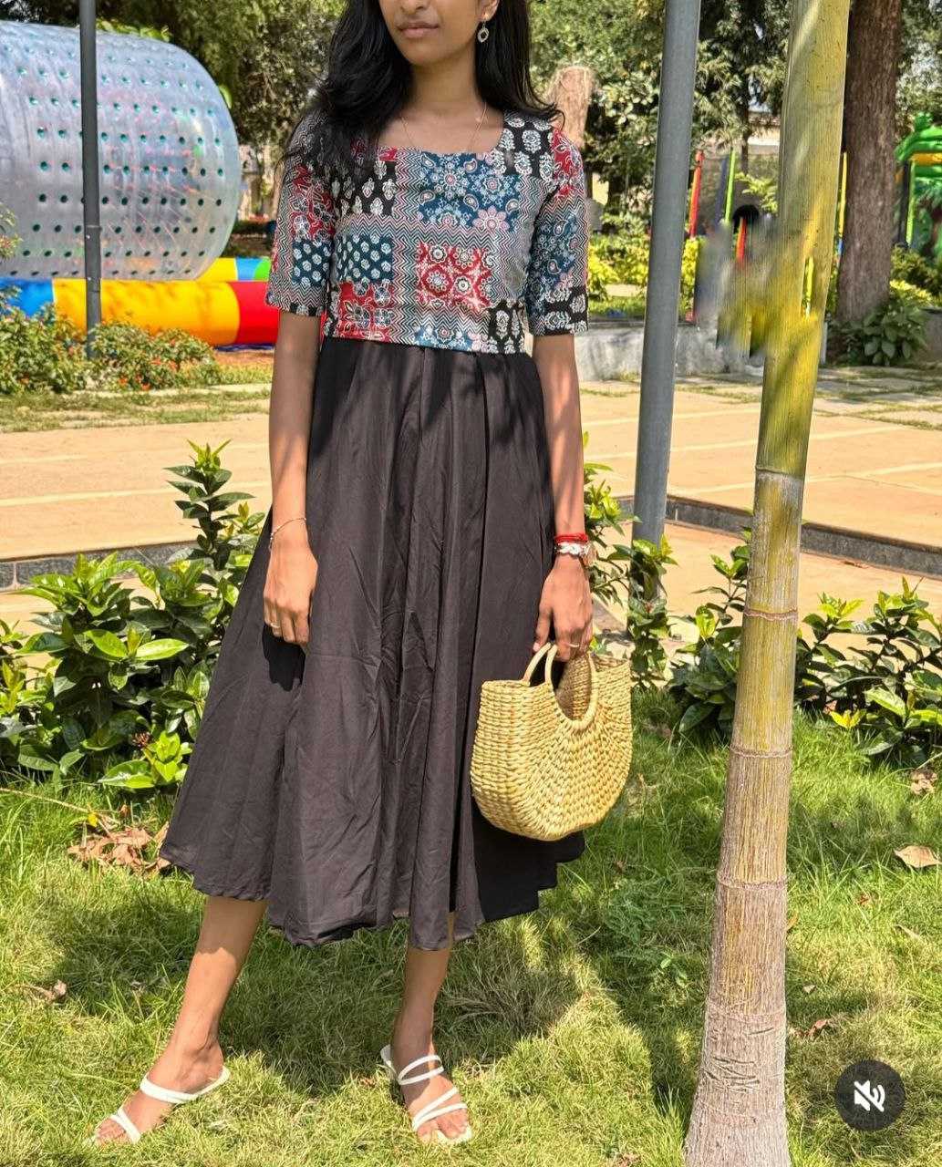 Ynf Silk RIN217 312 Kids Wear Wholesale Kids Lehenga Kids Lehenga Choli Manufacturer- Kids Exports