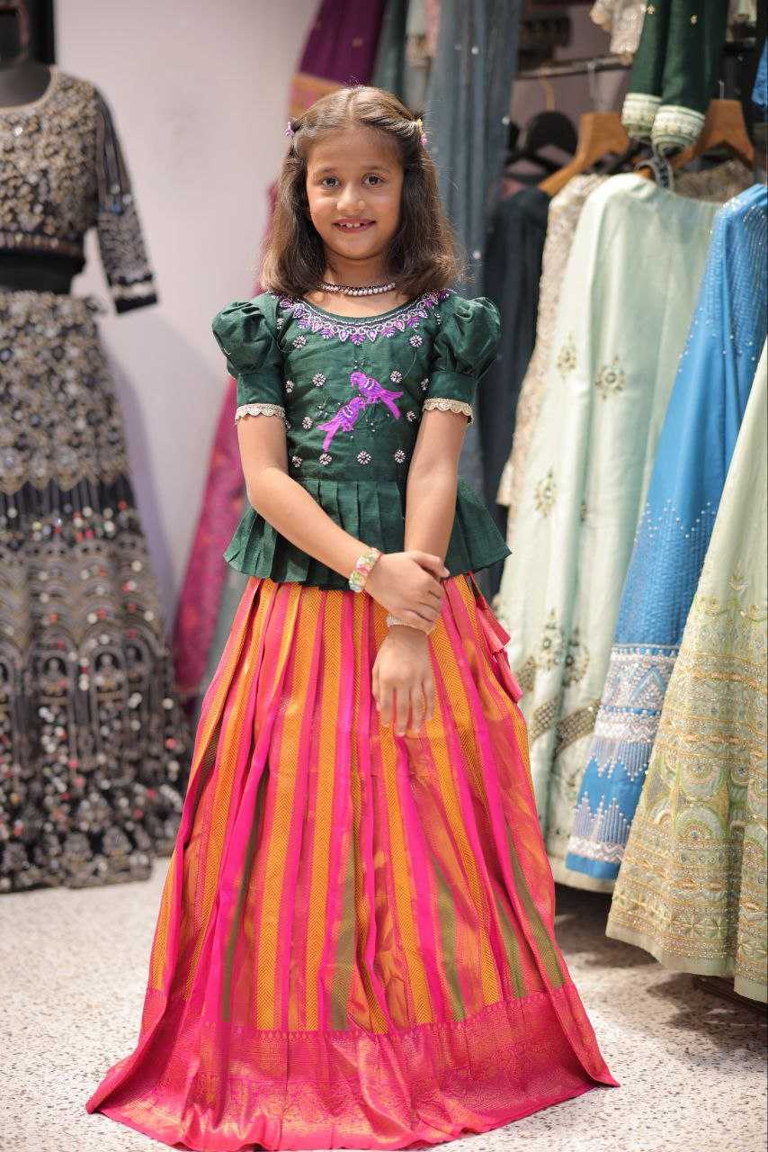 YNF PURE SILK RIN161 RPVR22 KIDS WEAR WHOLESALE KIDS LEHENGA KIDS TRADITIONAL OUTFITS KIDS LEHENGA CHOLI KIDS FESTIVE WEAR KIDS WEDDING OUTFITS MANUFACTURER- Kids Exports