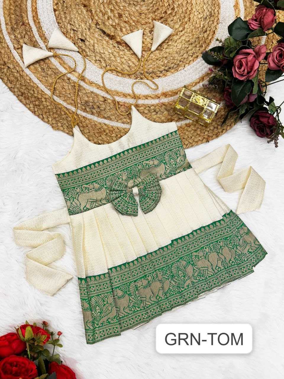 Ynf Soft Tapeta Silk RIN204 Tapeta Kids Wear Festive Collections Wholesale Girls Frock Kids Festive Wear Kids Silk Dress Manufacturer- Kids Exports