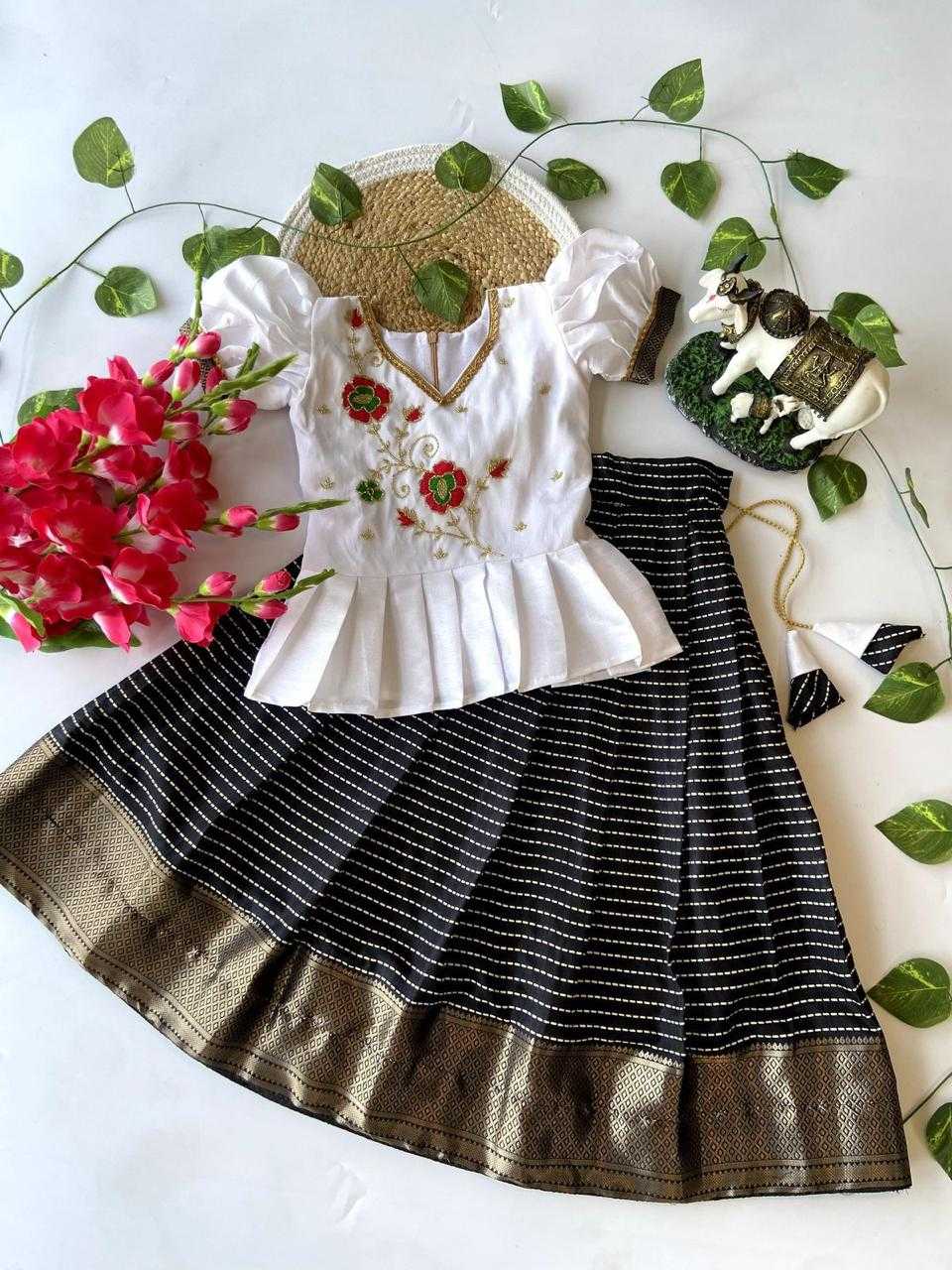 Ynf Dola Silk RIN235 Pattu paavadai Kids Wear Wholesale Kids Lehenga Kids Designer Frock Kids Traditional Outfits Manufacturer- Kids Exports