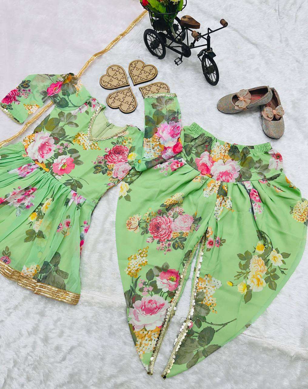 YNF FAUX GEORGETTE ROC 160-B KIDS WEAR WHOLESALE KIDS SUITS MANUFACTURER