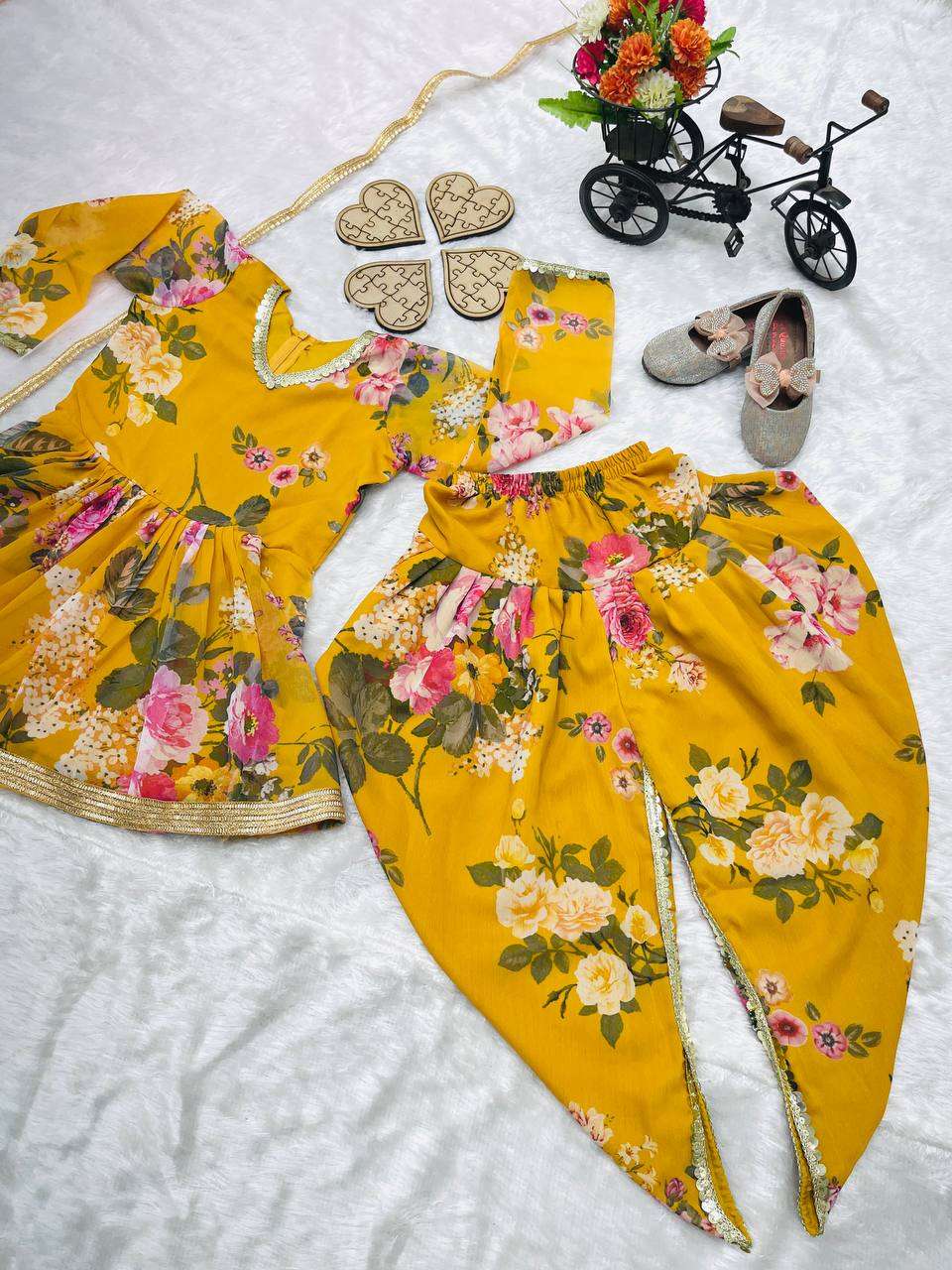 YNF FAUX GEORGETTE ROC 160-B KIDS WEAR WHOLESALE KIDS SUITS MANUFACTURER