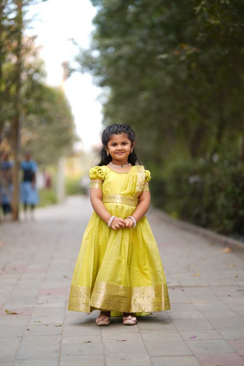 YNF KOTA CHECKS KESH109 RRKT18 KIDS WEAR WHOLESALE KIDS GOWNS MANUFACTURER