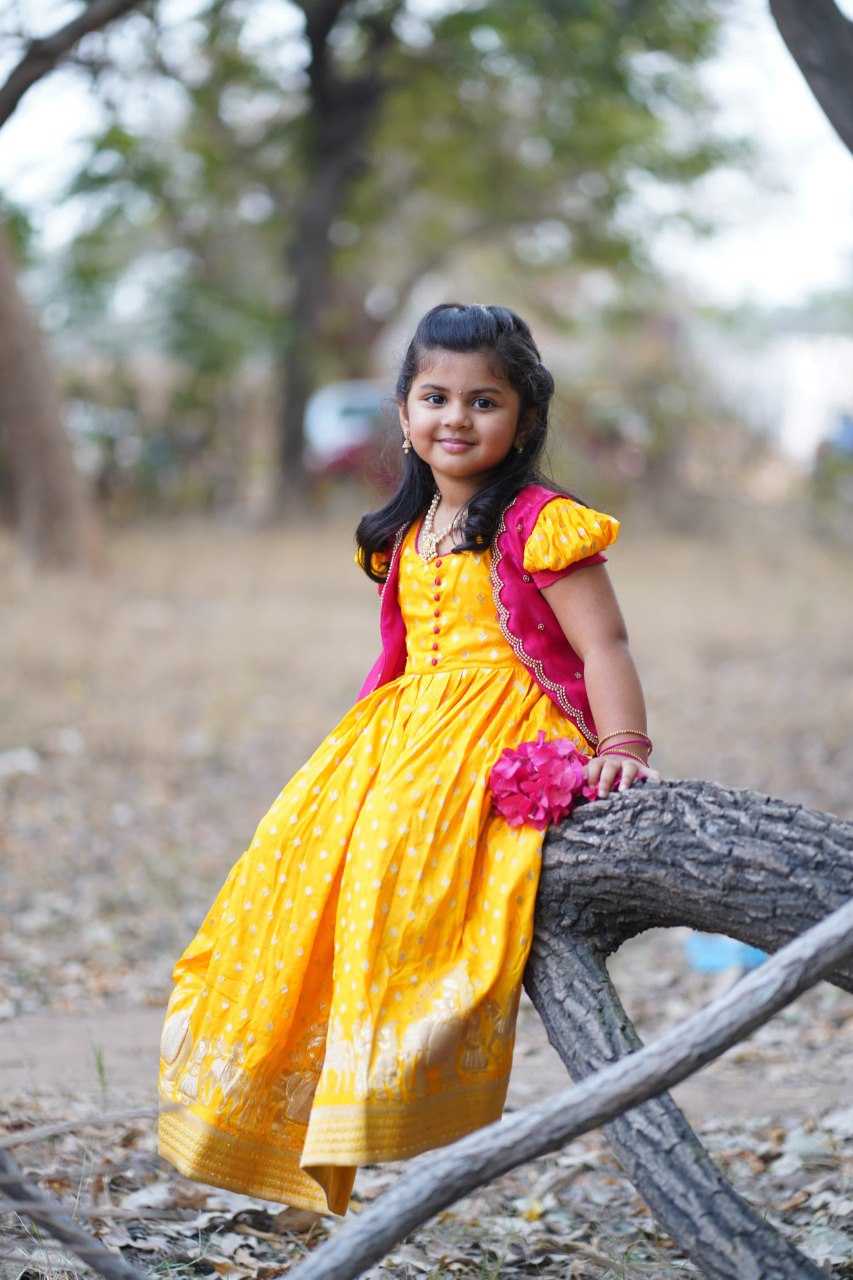 YNF VISCOSE KESH109 RRKT29 KIDS WEAR WHOLESALE KIDS GOWNS MANUFACTURER