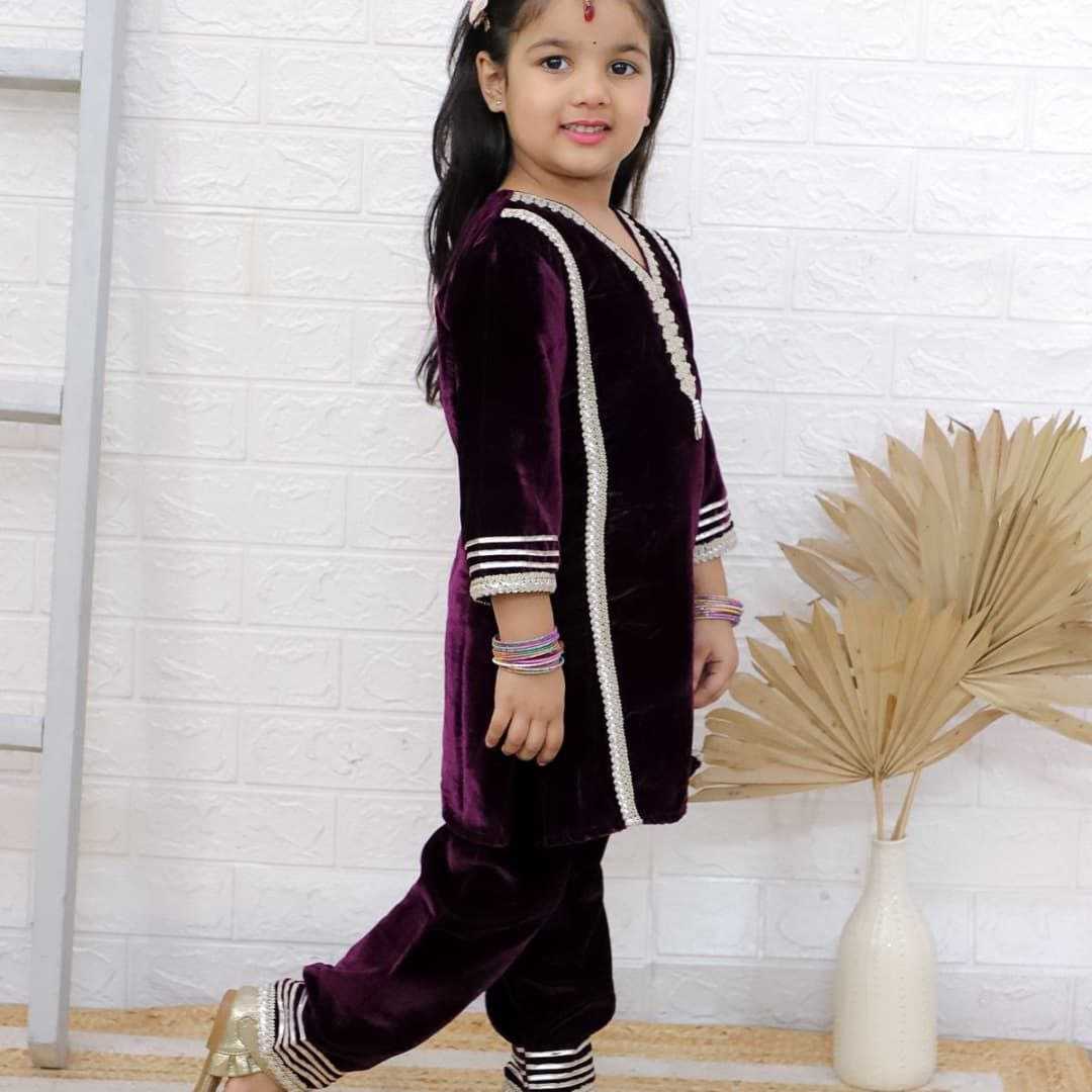 YNF VELVET RIN107 BAB57 CATEGORY WHOLESALE TOP AND PANT SUIT ETHNIC WEAR KIDS WEAR MANUFACTURER- Kids Exports
