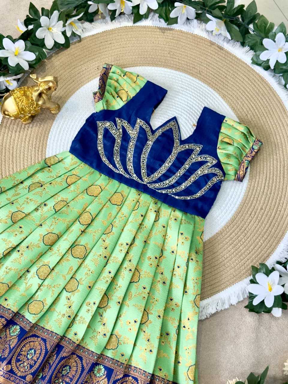 Ynf Silk KESH505 Six6 Lotus Kids Wear Wholesale Kids Gown Kids Ethnic Gowns Manufacturer- Kids Exports