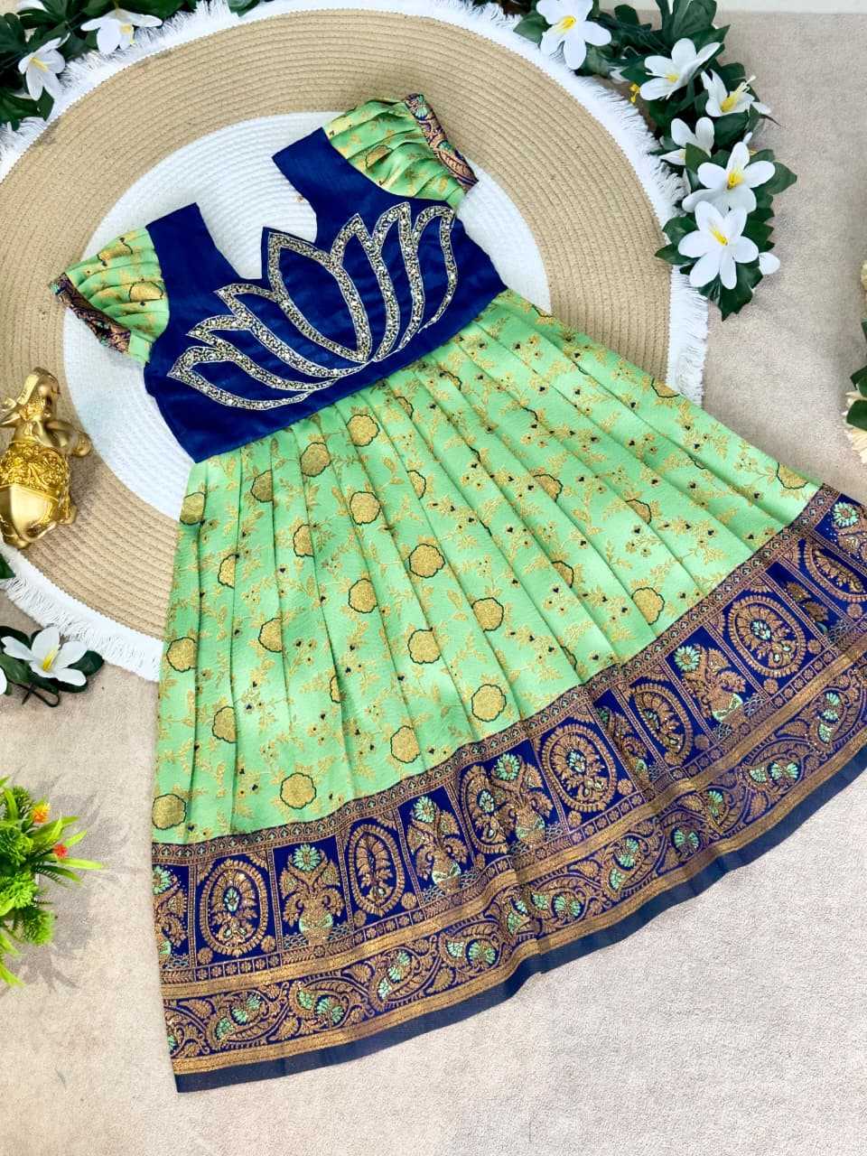 Ynf Silk KESH505 Six6 Lotus Kids Wear Wholesale Kids Gown Kids Ethnic Gowns Manufacturer- Kids Exports
