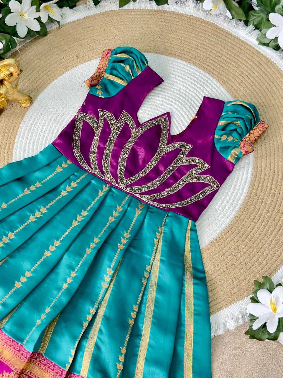 Ynf Silk KESH505 Six6 Lotus Kids Wear Wholesale Kids Gown Kids Ethnic Gowns Manufacturer- Kids Exports